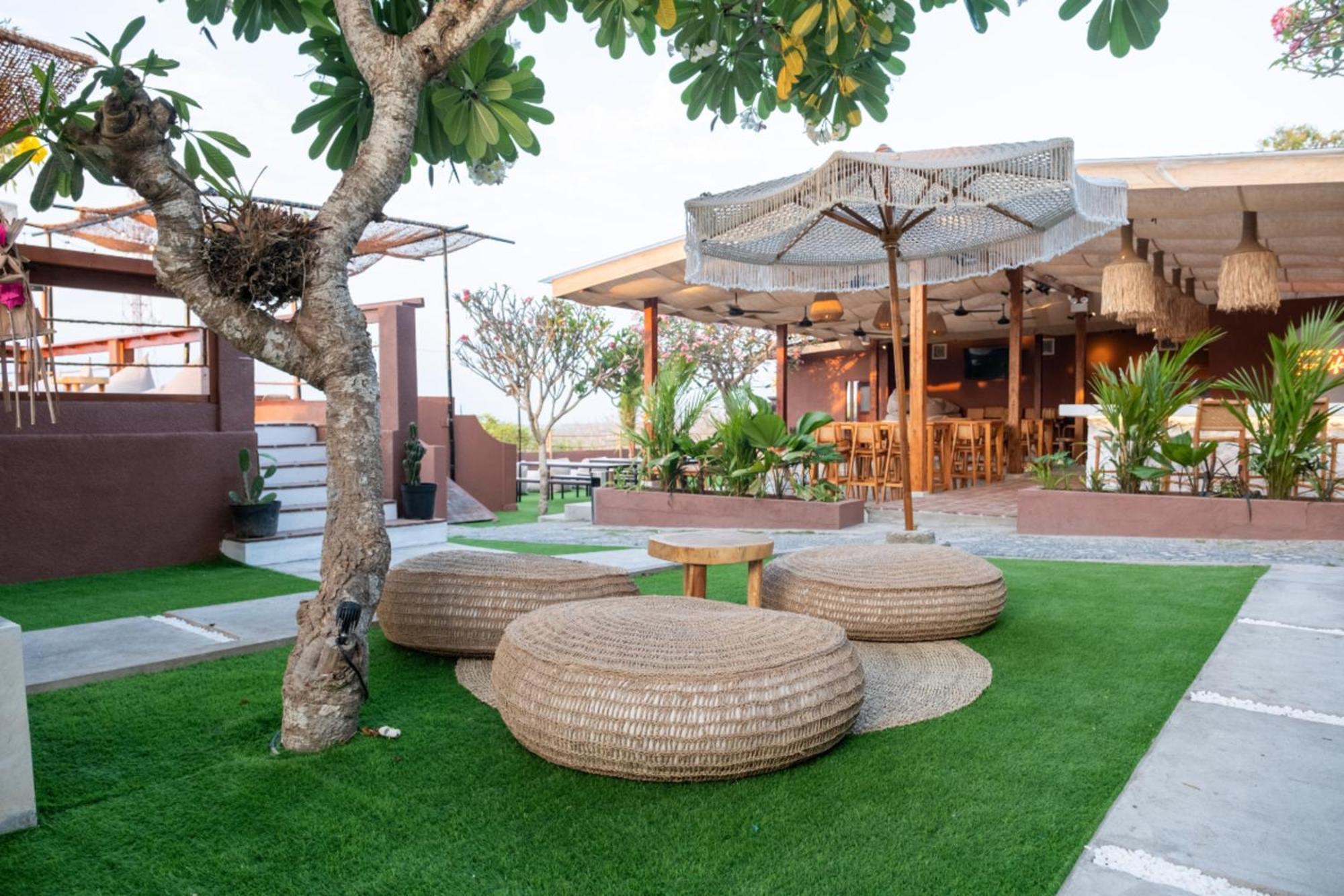 Mad Monkey Nusa Lembongan Eksteriør billede